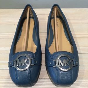 NEVER WORN - Michael Kors Flats 9.5 M - Womens